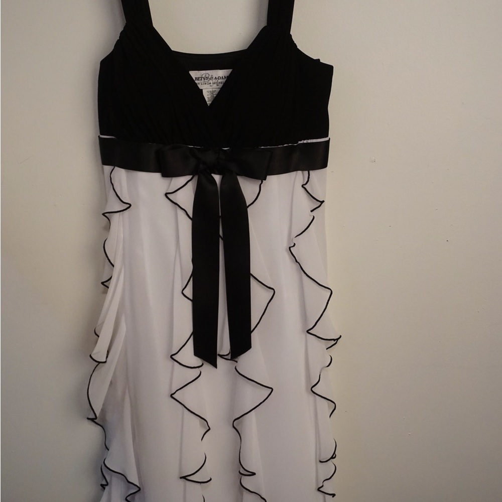 Betsy & Adam S fancy dress. Worn 1x.